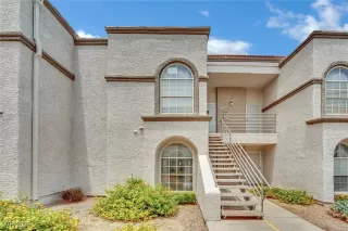 Photo #3: 2688477 Listing