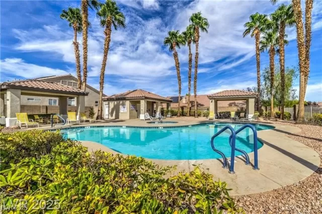 MLS: 2688479 Condo For Sale