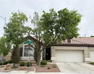 Photo #1: 2688479 Listing