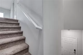 Photo #3: 2688486 Listing 