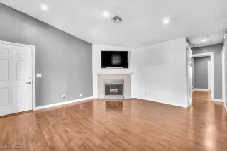 Photo #6: 2688492 Listing