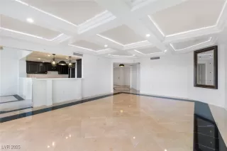 Photo #2: 2688506 Listing 