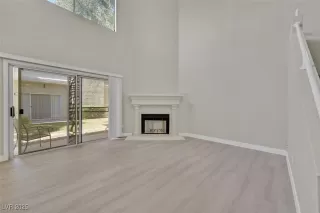 Photo #2: 2688507 Listing 