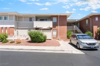 Photo #2: 2688511 Listing 