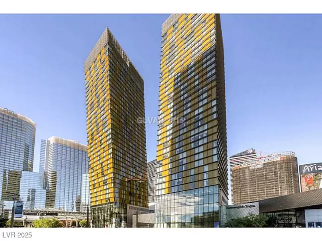 MLS: 2688565 Condo For Sale