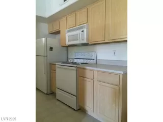 Photo #5: 2688596 Listing 