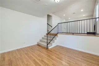 Photo #6: 2688609 Listing 