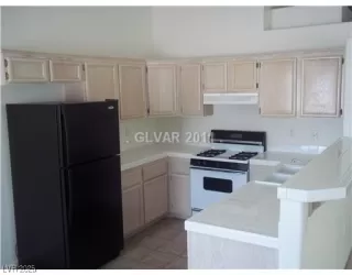 Photo #1: 2688621 Listing 