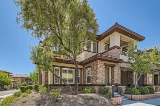 Photo #1: 2688623 Listing 