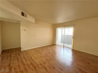 Photo #6: 2688624 Listing 