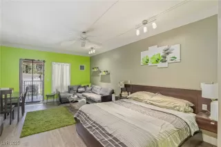 Photo #1: 2688634 Listing 