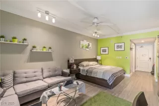 Photo #2: 2688634 Listing 