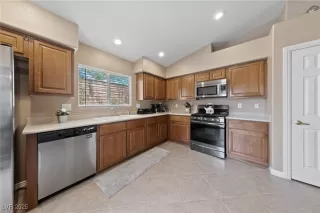 Photo #5: 2688636 Listing 