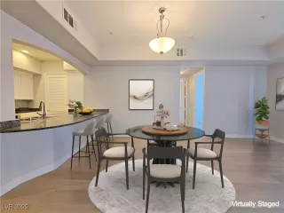 Photo #3: 2688664 Listing