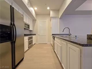 Photo #4: 2688664 Listing