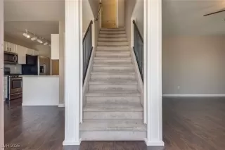 Photo #3: 2688671 Listing 