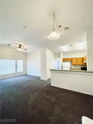 Photo #2: 2688678 Listing 