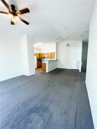 Photo #4: 2688678 Listing 