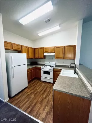 Photo #6: 2688678 Listing 