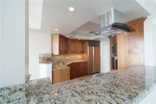 Photo #5: 2688723 Listing 