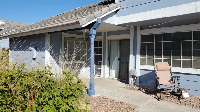 MLS: 2688729 Condo For Sale