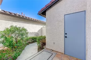 Photo #6: 2688740 Listing