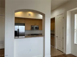 Photo #2: 2688762 Listing 