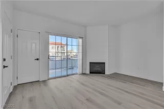 Photo #3: 2688765 Listing 