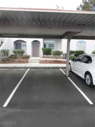 Photo #1: 2688781 Listing 