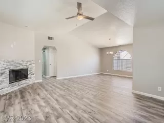 Photo #4: 2688783 Listing 