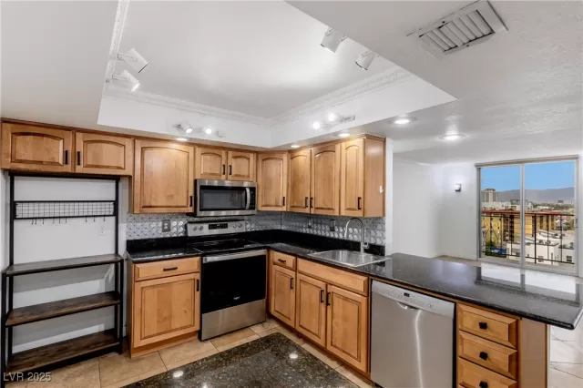 MLS: 2688784 Condo For Sale