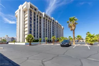 Photo #2: 2688784 Listing 