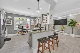 Photo #5: 2688791 Listing 