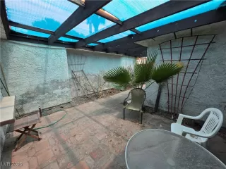 Photo #1: 2688855 Listing