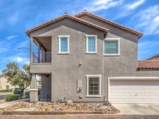 Photo #2: 2688908 Listing