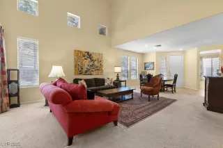 Photo #4: 2688925 Listing