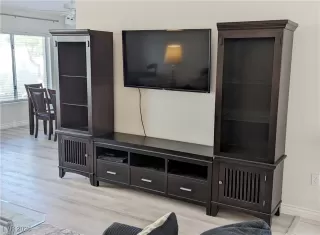 Photo #2: 2688956 Listing 