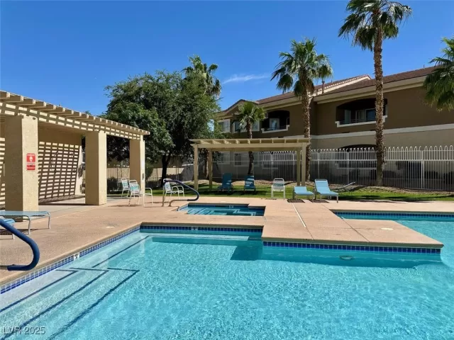 MLS: 2688979 Condo For Sale