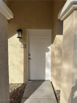 Photo #2: 2688979 Listing 