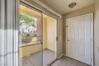 Photo #4: 2688981 Listing 