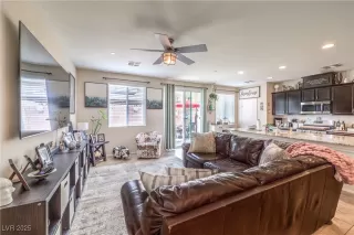 Photo #6: 2689012 Listing