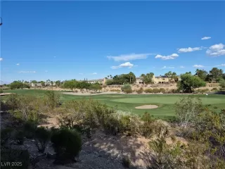 Photo #4: 2689045 Listing 