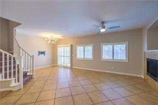 Photo #3: 2689069 Listing 