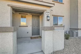 Photo #2: 2689112 Listing
