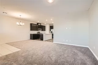Photo #6: 2689112 Listing