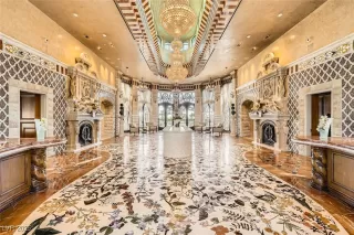 Photo #3: 2689115 Listing