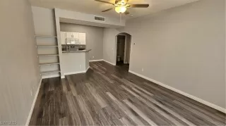 Photo #2: 2689119 Listing 