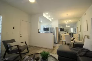 Photo #3: 2689139 Listing 