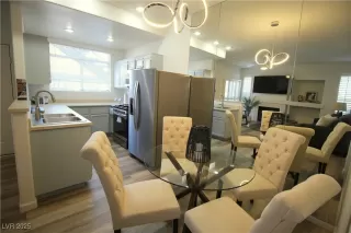 Photo #6: 2689139 Listing 