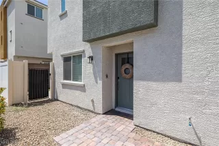 Photo #3: 2689155 Listing 